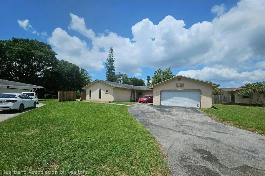 2655 SW 86th Avenue, Davie, FL 33328 - #2