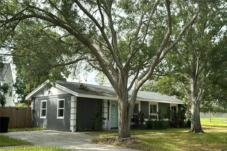 401 Patica Road, Saint Petersburg, FL 33702 - #3