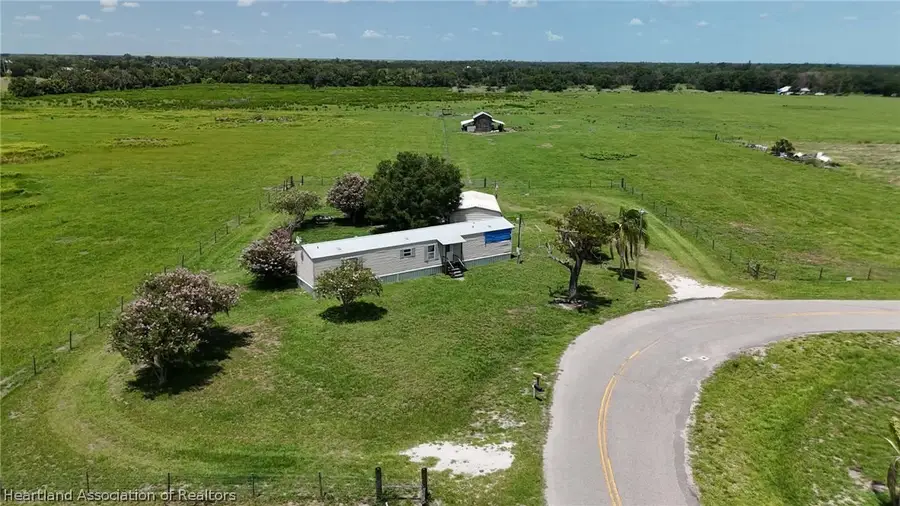 929 Old Bradenton Road, Wauchula, FL 33873 - #2