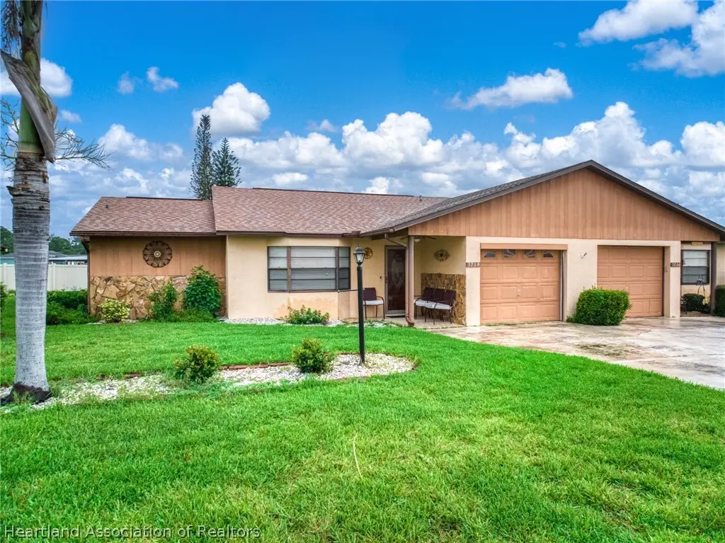 3718 Thunderbird Hill Circle, Sebring, FL 33872 - #1