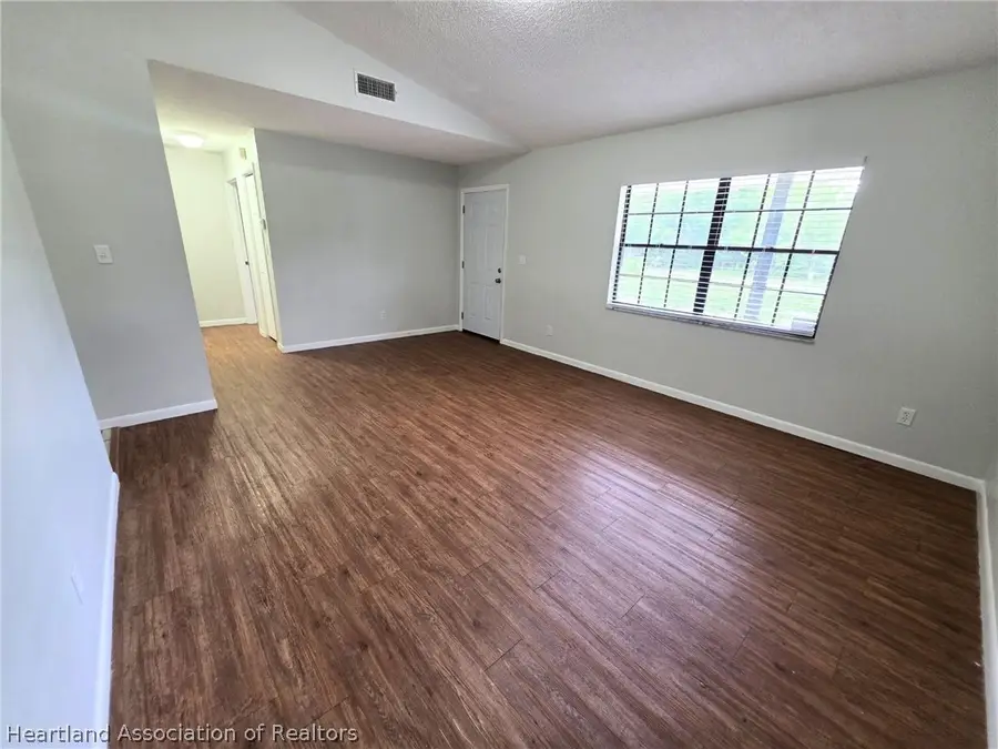 325 Johnson Avenue Ne, Lake Placid, FL 33852 - #3