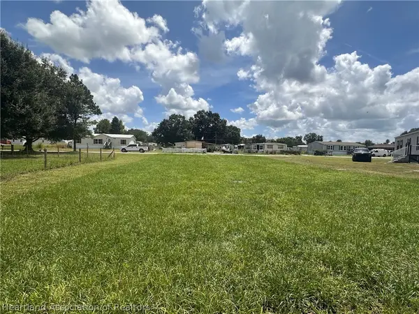 1255 Blue Jay Road, Wauchula, FL 33873
