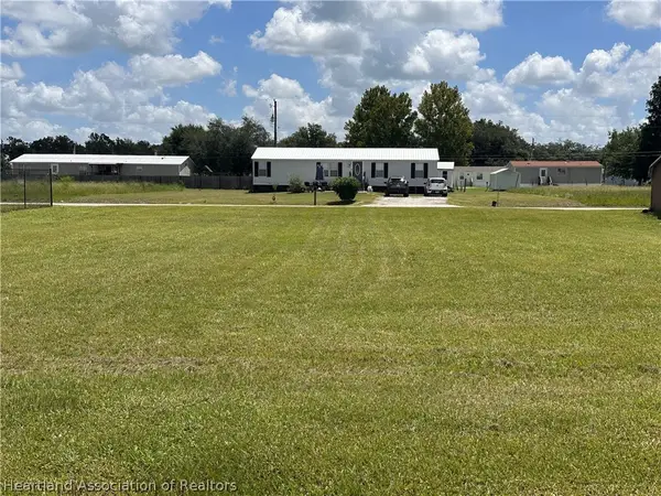 1305 Blue Jay Road, Wauchula, FL 33873