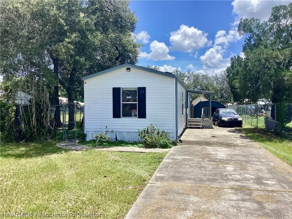 4717 Mundell Avenue, Sebring, FL 33870 - #1