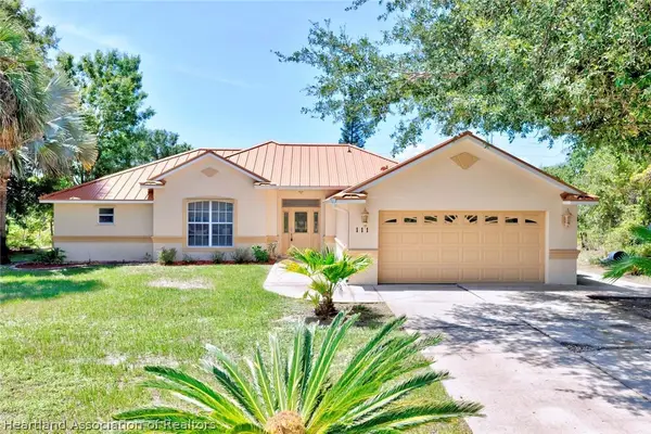 111 Mango Road Ne, Lake Placid, FL 33852