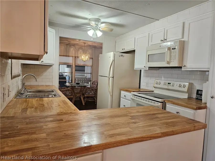 2910 San Francisco Lane, Sebring, FL 33870 - #3