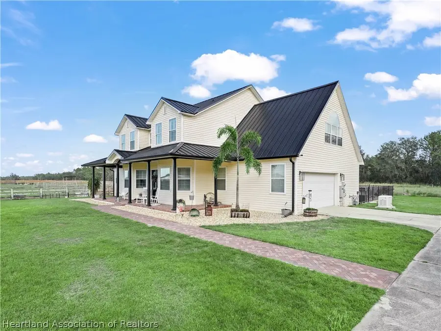 423 9th Street Ne, Fort Meade, FL 33841 - #2