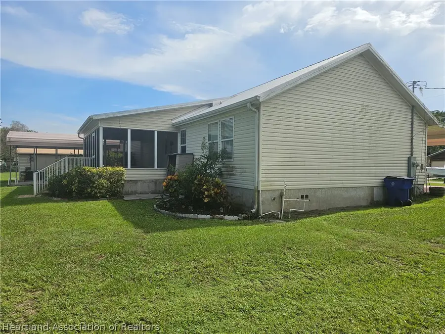 1400 N Oak Ridge Drive, Lorida, FL 33857 - #2