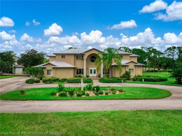 2305 Fairway Lane, Sebring, FL 33875