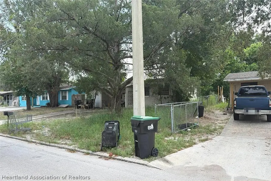 2225 Kingsland Avenue, Orlando, FL 32808 - #2