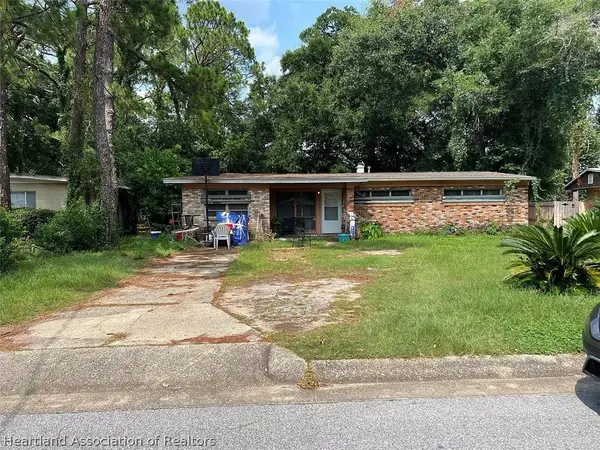 208 Fairfax Drive, Pensacola, FL 32503