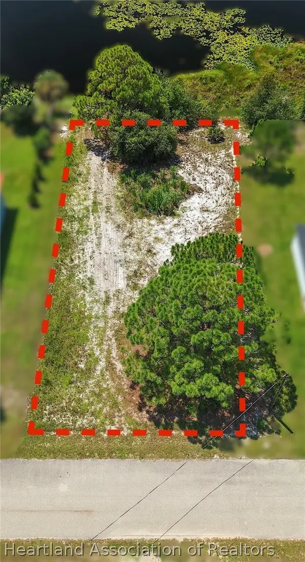 377 Sunshine Avenue, Lake Placid, FL 33852