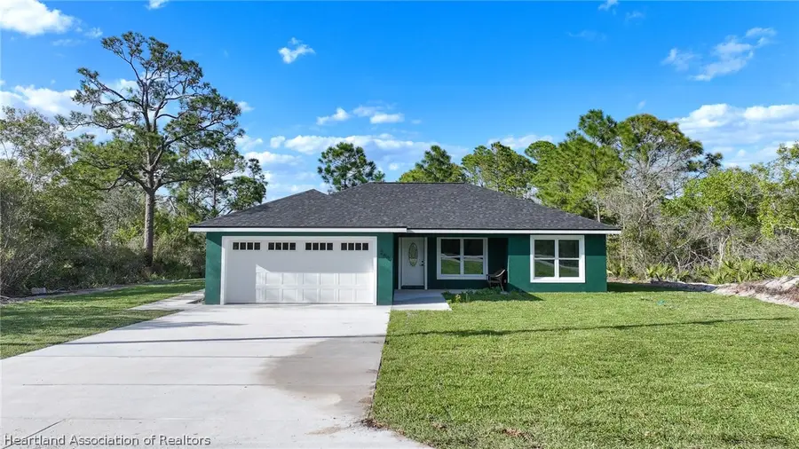 252 Vienna Avenue, Lake Placid, FL 33852 - #3