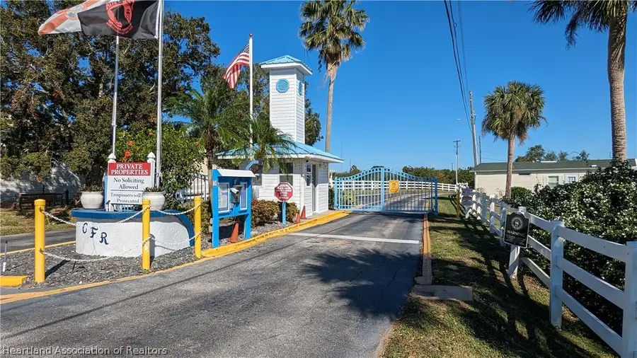 218 Shoreline Drive, Lake Placid, FL 33852 - #2
