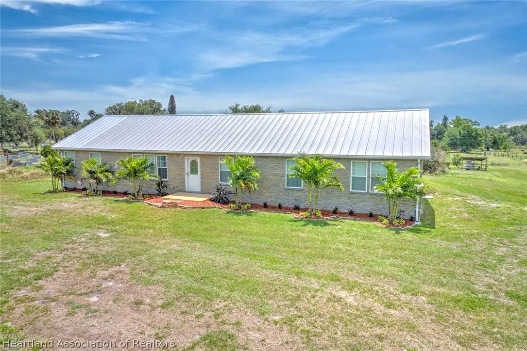 325 Stenstrom Road, Wauchula, FL 33873 - #1