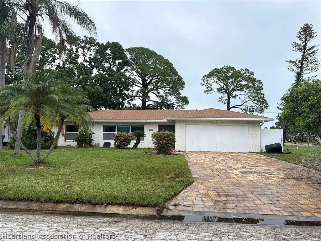 1591 N Dakota Avenue Ne, Saint Petersburg, FL 33703 - #1
