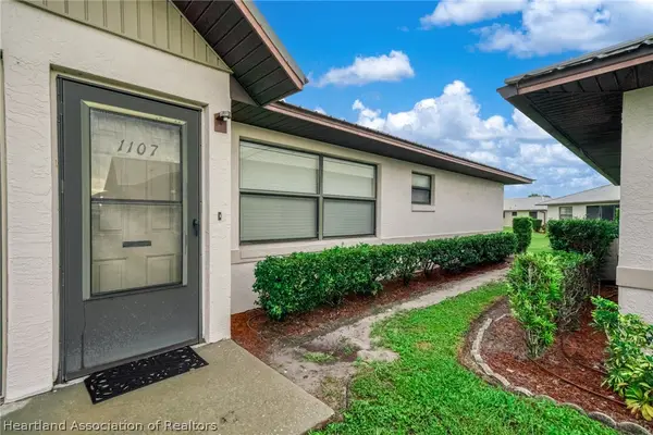 1107 Villaway W, Sebring, FL 33876