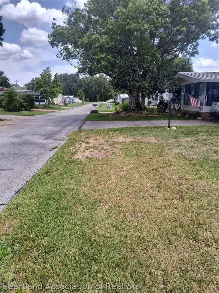 16 Pinecrest Street, Lake Placid, FL 33852 - #2