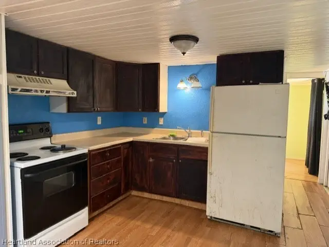 1807 Shore Road, Avon Park, FL 33825 - #2