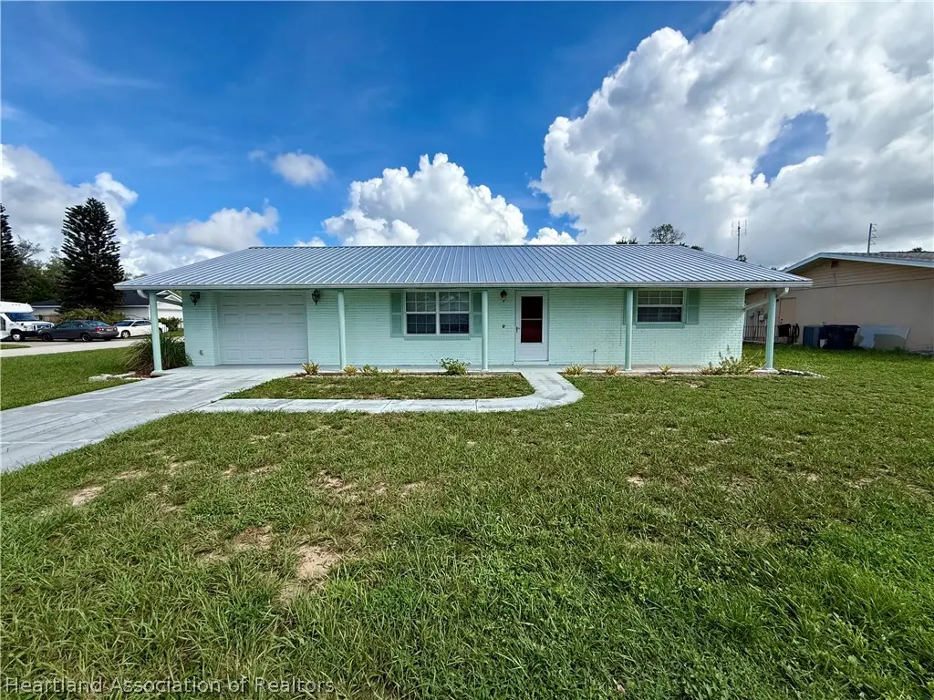 505 E Dixie Street, Avon Park, FL 33825 - #1