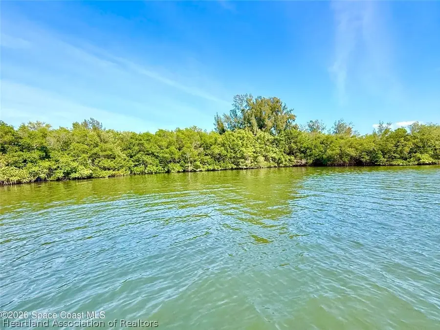 4 Grant Island, Grant Valkaria, FL 32949 - #2