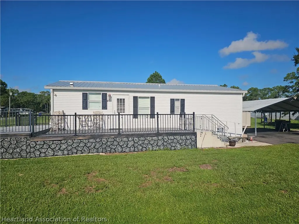 401 E Maxanna Boulevard, Sebring, FL 33875 - #1