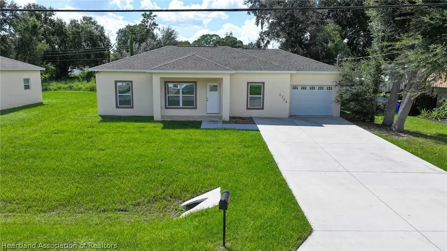4309 Lafayette Avenue, Sebring, FL 33875 - #2