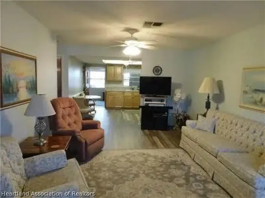 26 W Raymond Street, Avon Park, FL 33825 - #2