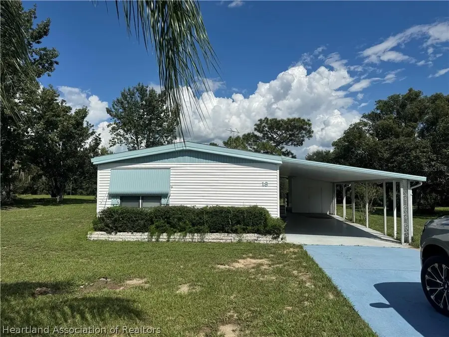 18 Bradford Boulevard, Frostproof, FL 33843 - #2