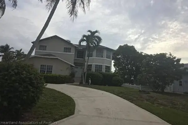 6046 Lake Grasmere Way, Fort Myers, FL 33908