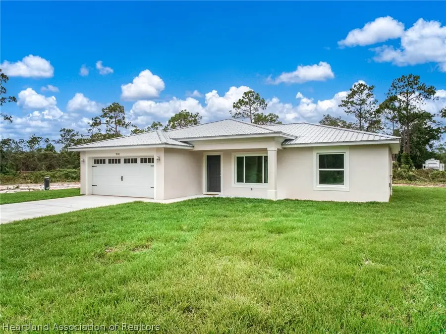 233 N Walker Road, Avon Park, FL 33875 - #2