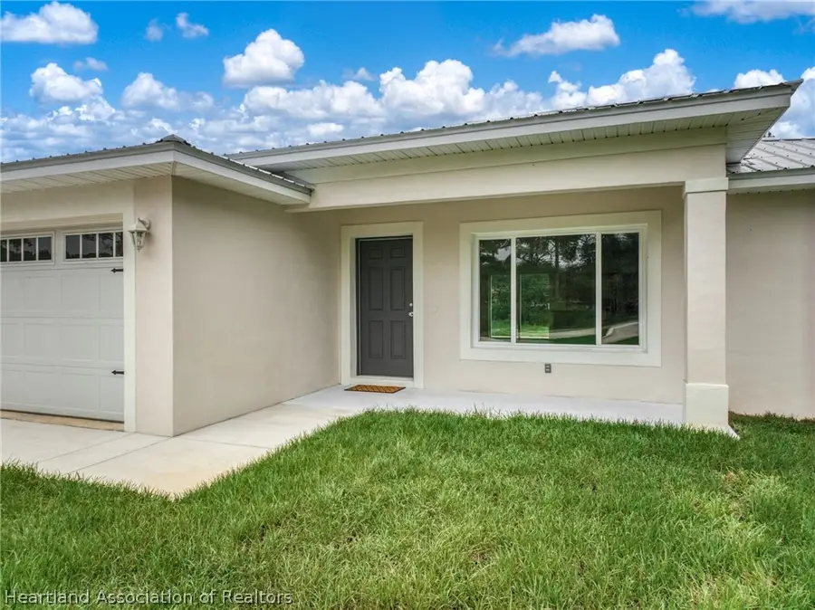 233 N Walker Road, Avon Park, FL 33875 - #3