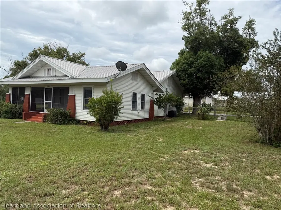 503 N Lake Avenue, Avon Park, FL 33825 - #3