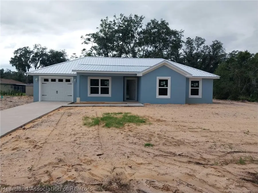 241 N Walker Road, Avon Park, FL 33825 - #2