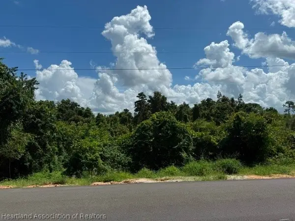 749 Highlands Lake Drive, Lake Placid, FL 33852