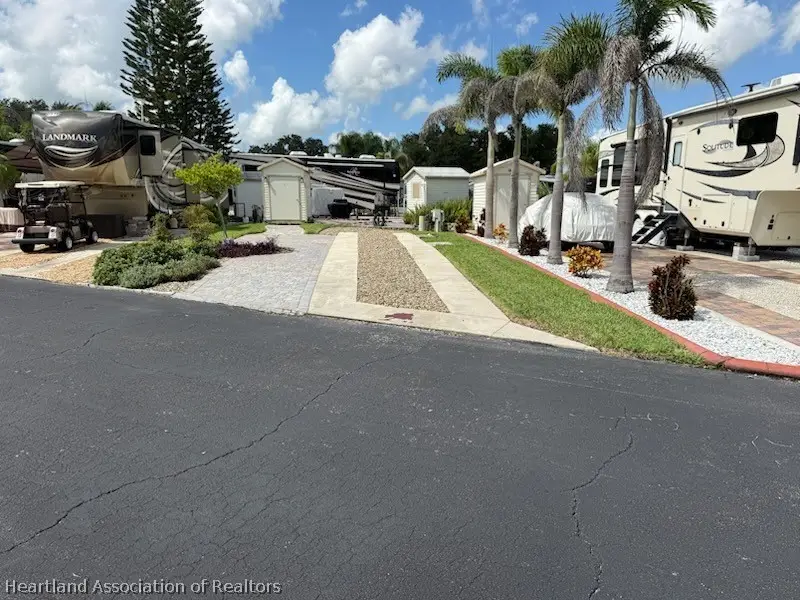 2917 Birdie Drive, Bowling Green, FL 33834 - #3