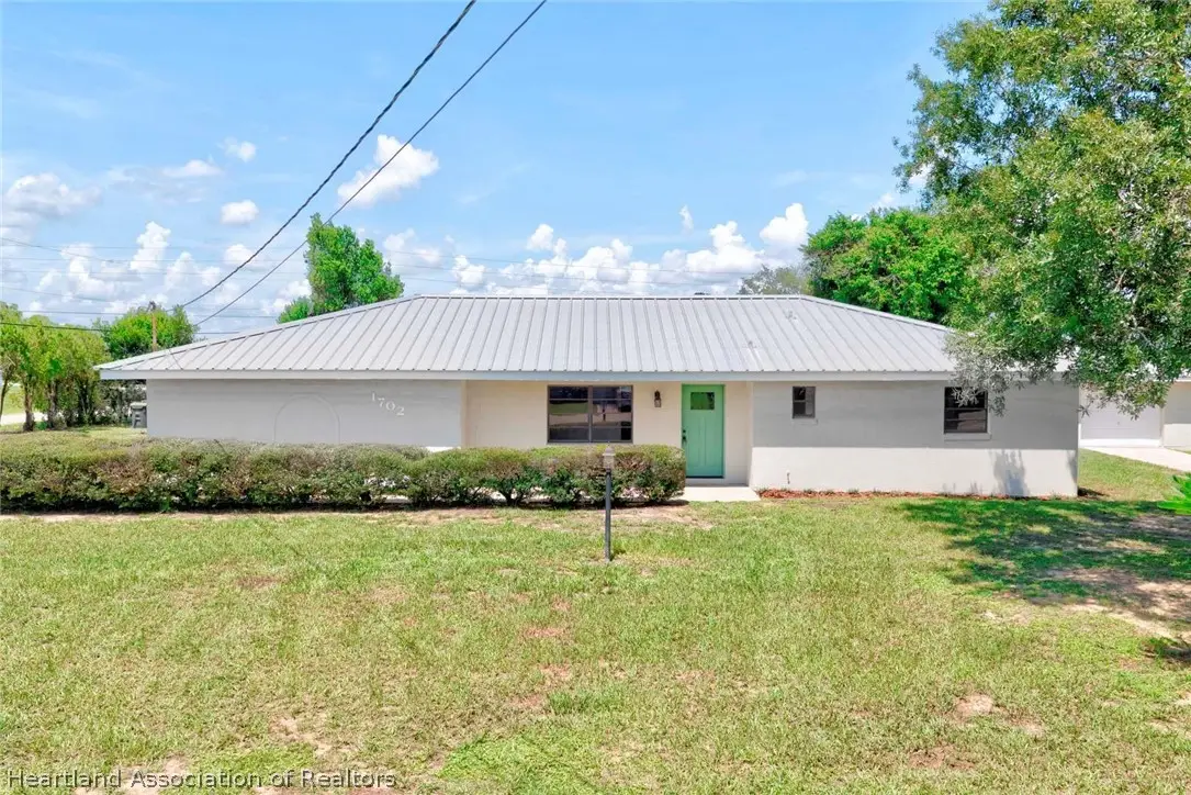1702 W Batavia Road, Avon Park, FL 33825 - #1