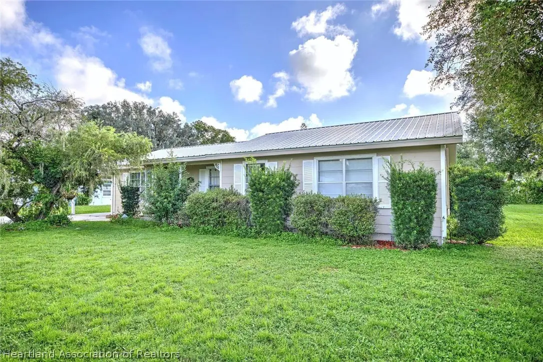 210 Illinois Avenue, Wauchula, FL 33873 - #1