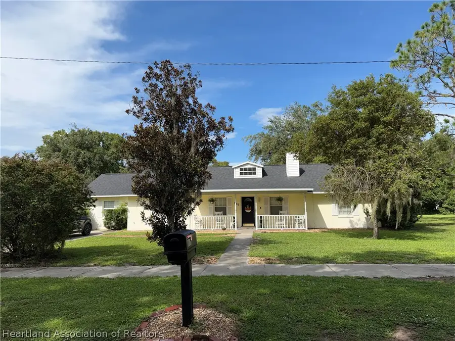 113 Pennsylvania Avenue, Wauchula, FL 33873 - #2