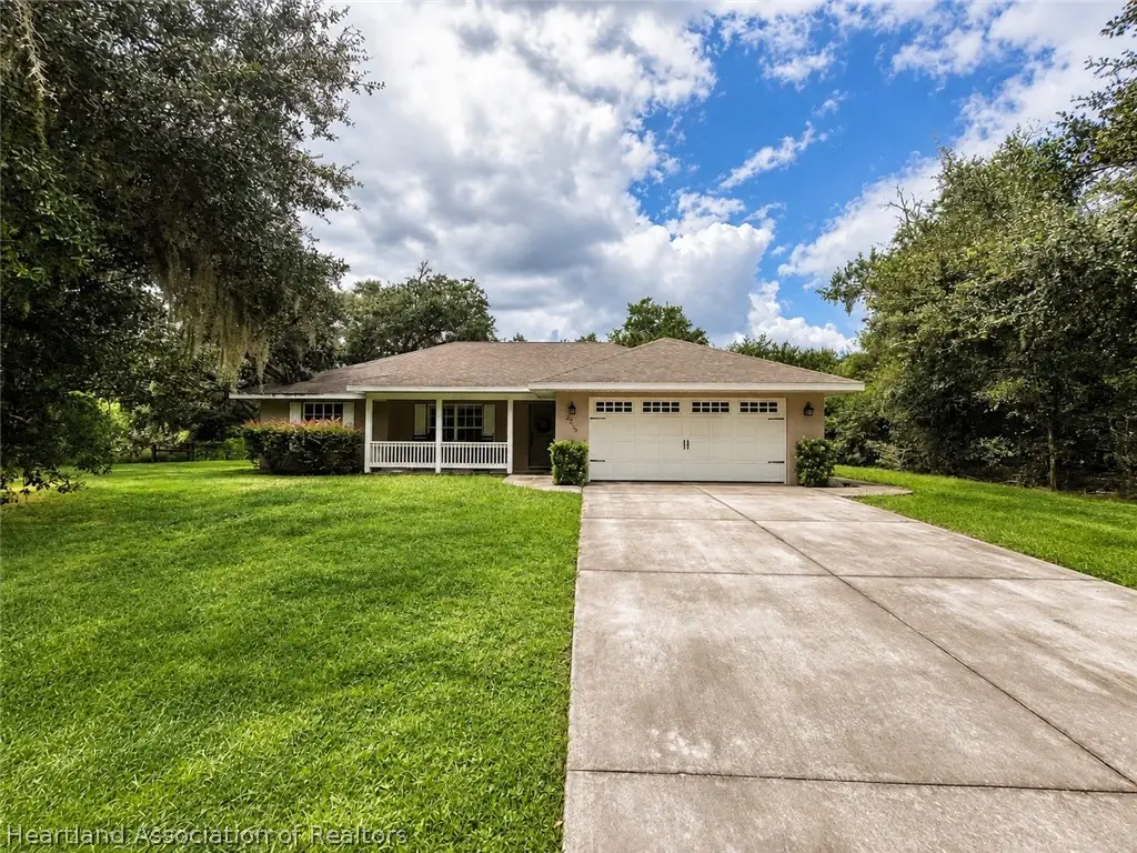 2218 Pleasant Drive, Sebring, FL 33875 - #1