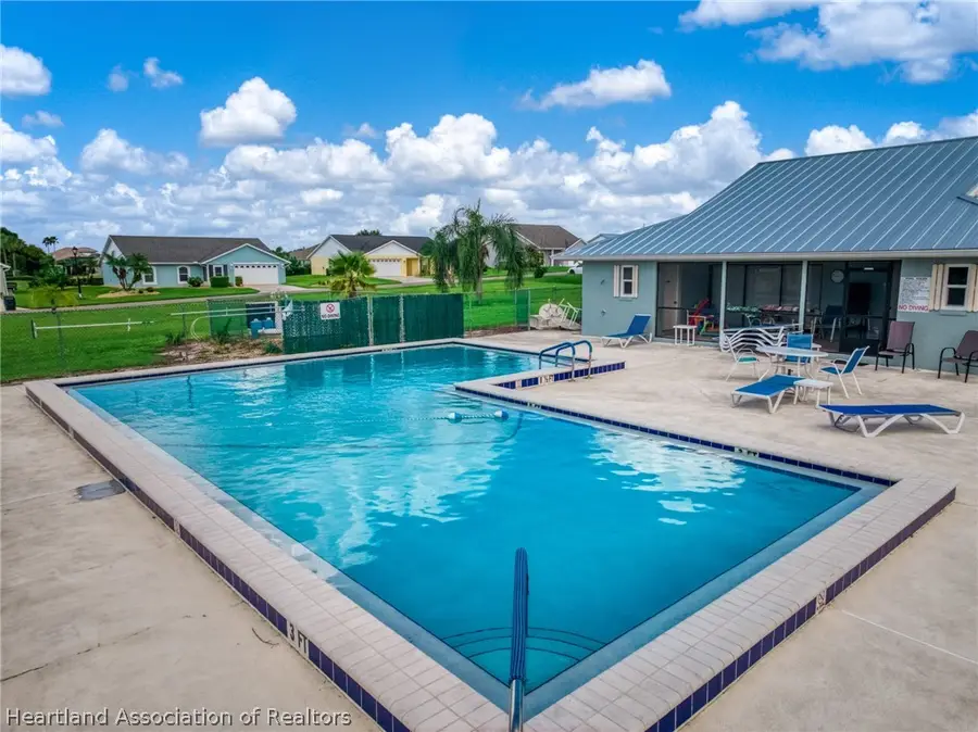 333 Grove Circle, Avon Park, FL 33825 - #3