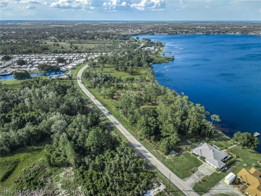 646 Memorial Drive, Sebring, FL 33870 - #1