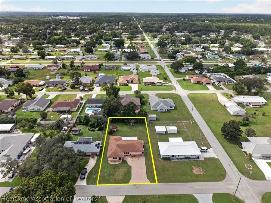 232 Dove Avenue, Sebring, FL 33870 - #3