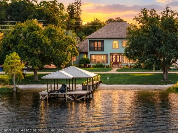 3600 Lakeview Drive, Sebring, FL 33870