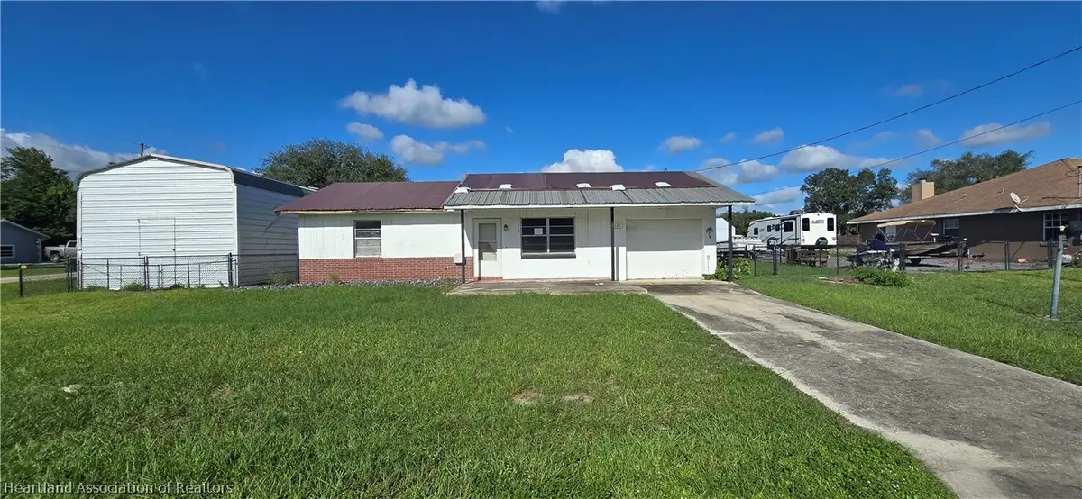 2320 N Torrington Road, Avon Park, FL 33825 - #1