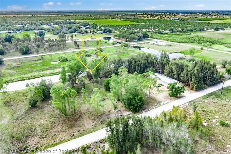 13 Siesta Lane, Venus, FL 33960 - #3