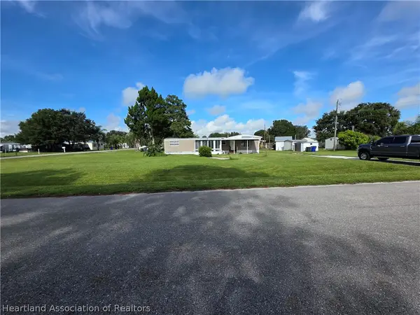 17503 Broadland Lane, Okeechobee, FL 34974