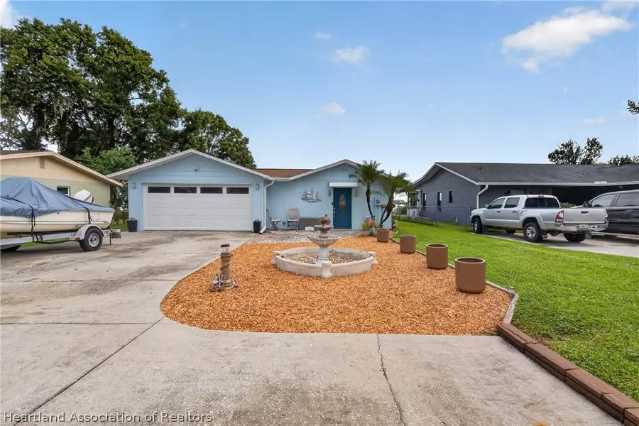 604 Memorial Drive, Sebring, FL 33870 - #3