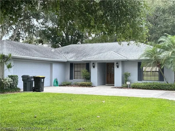 10 Fort Clinch Heights Road, Frostproof, FL 33843