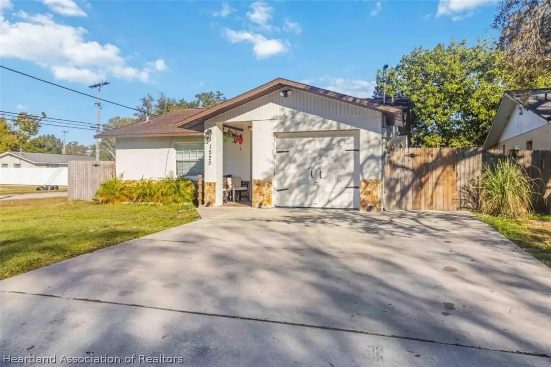 1525 W Comanche Avenue, Tampa, FL 33603 - #1